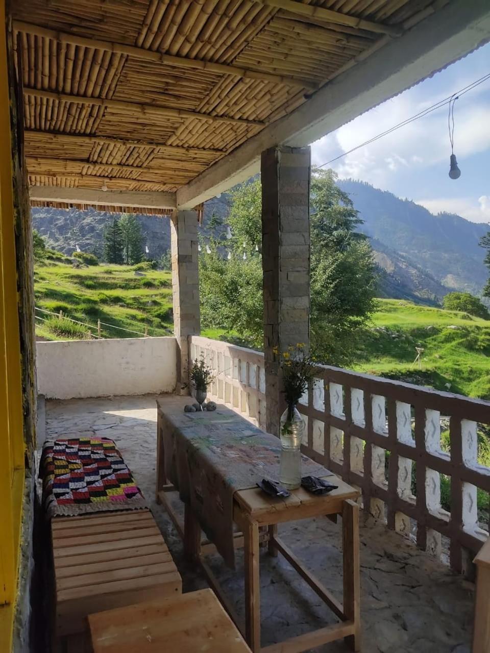 Khana Badosh Resort Kalam Exterior photo